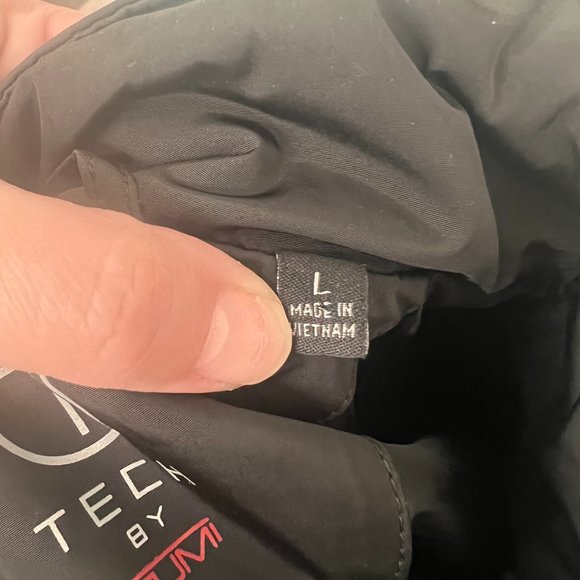 TUMI Tech Black Windbreaker - Picture 5 of 5